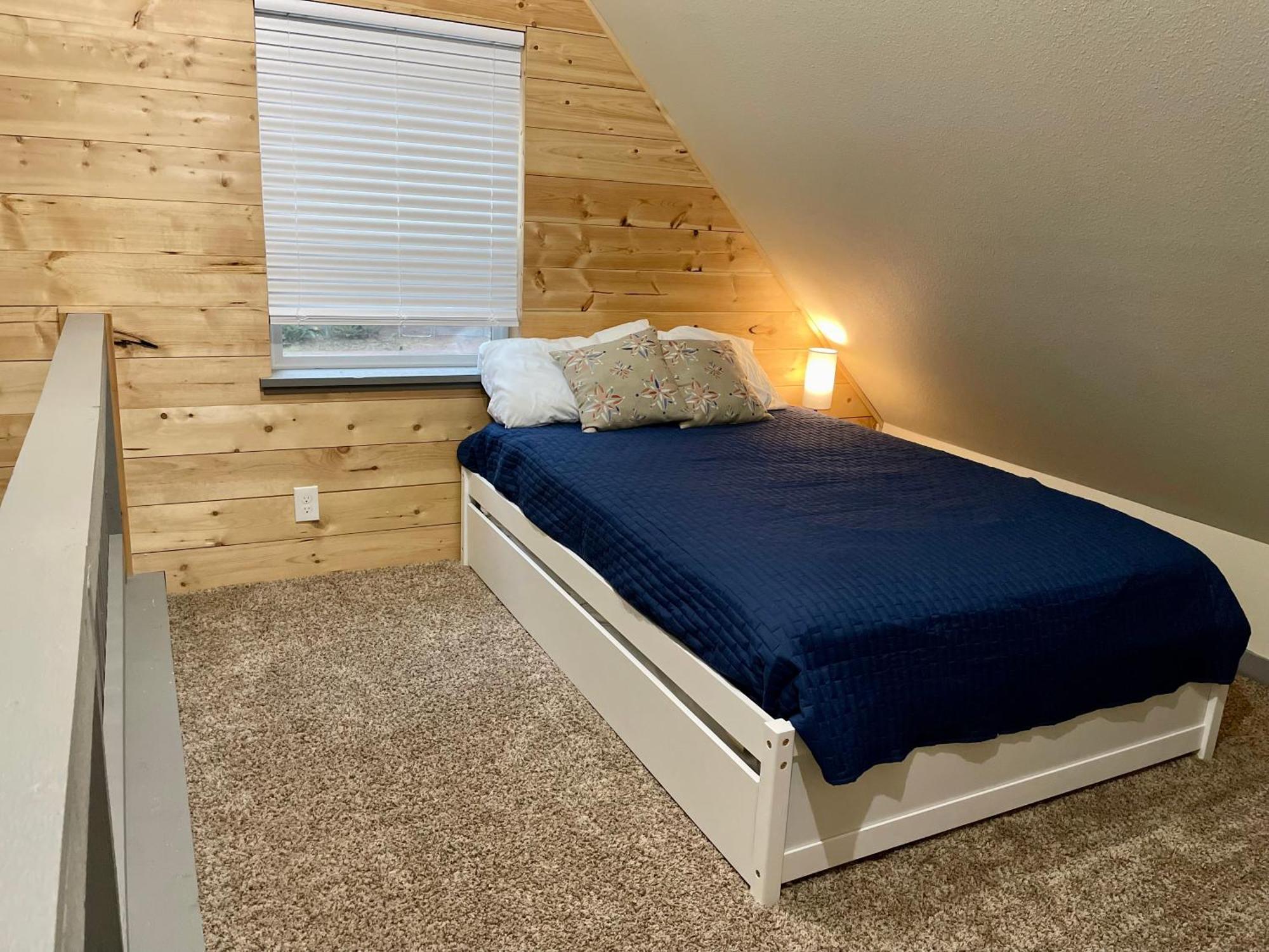 New Modern Cabin! 5Mi To Mt Rainier National Park! Hot Tub & Wifi Ashford Εξωτερικό φωτογραφία