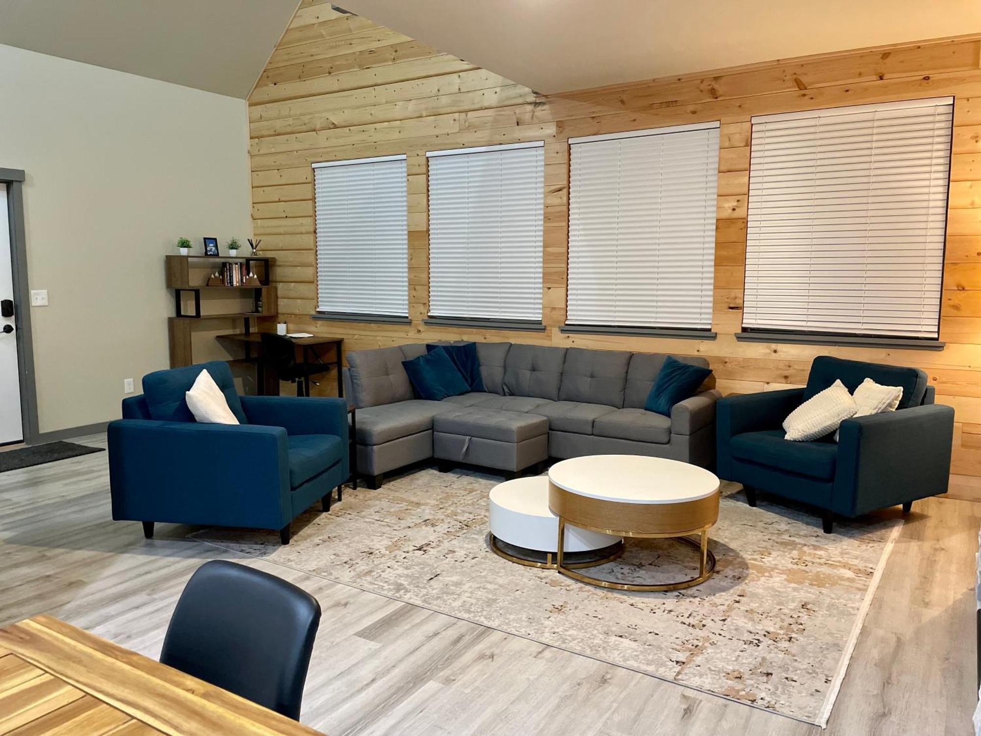 New Modern Cabin! 5Mi To Mt Rainier National Park! Hot Tub & Wifi Ashford Εξωτερικό φωτογραφία